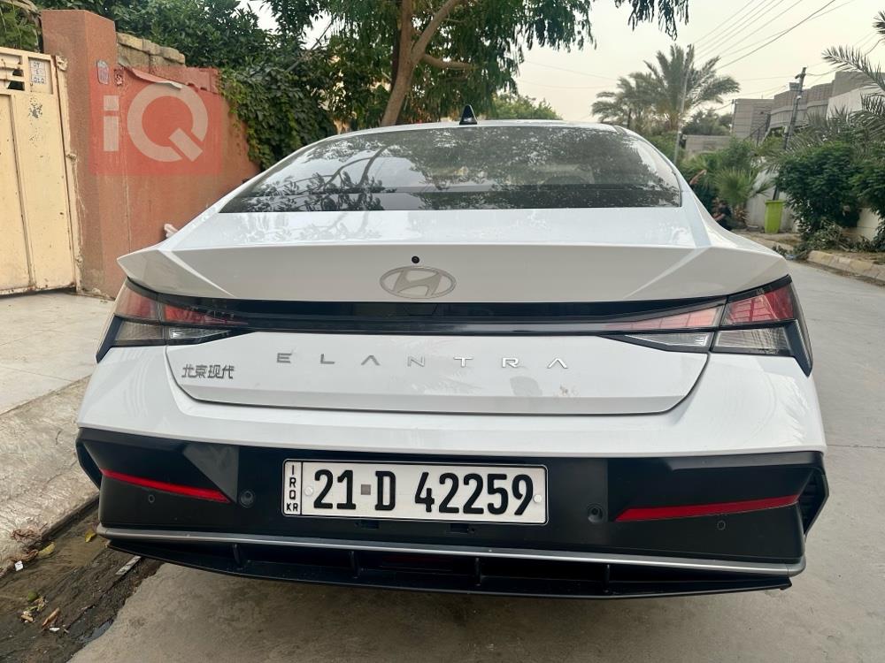 Hyundai Elantra
